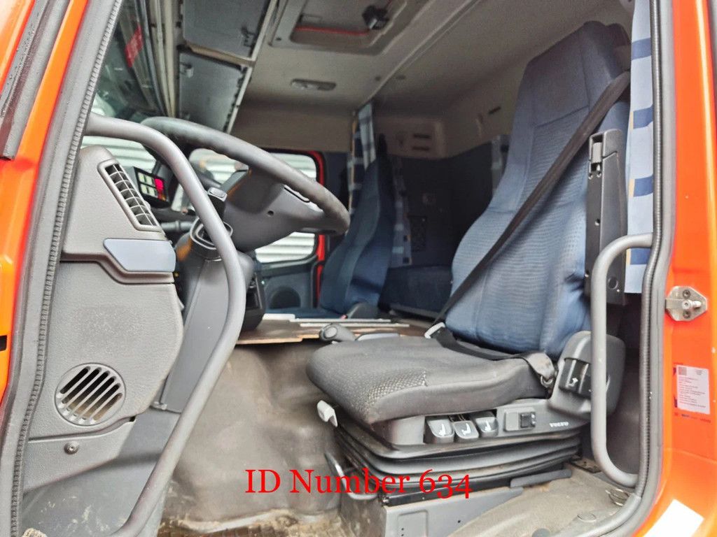 Volvo 8x4 Bronto Skylift S61 XDT
