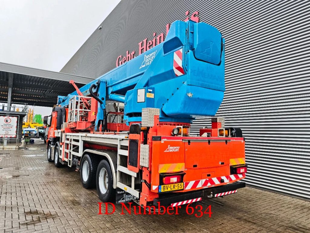 Volvo 8x4 Bronto Skylift S61 XDT