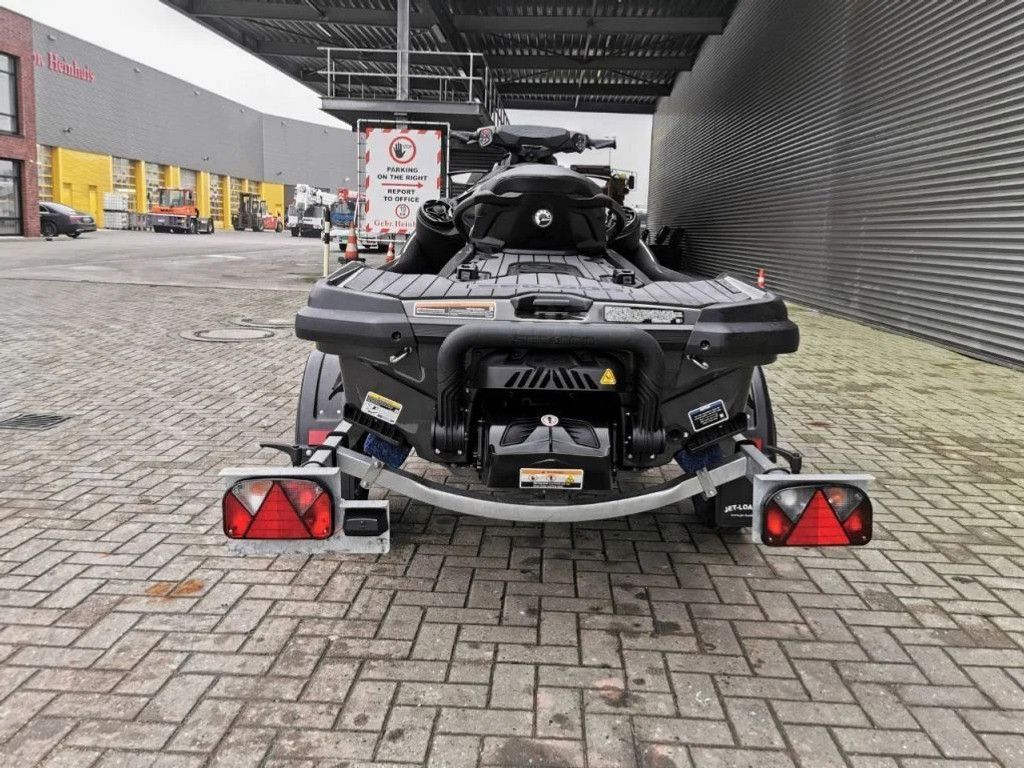 Sea doo GTX LTD 300 Limited New and Unused!