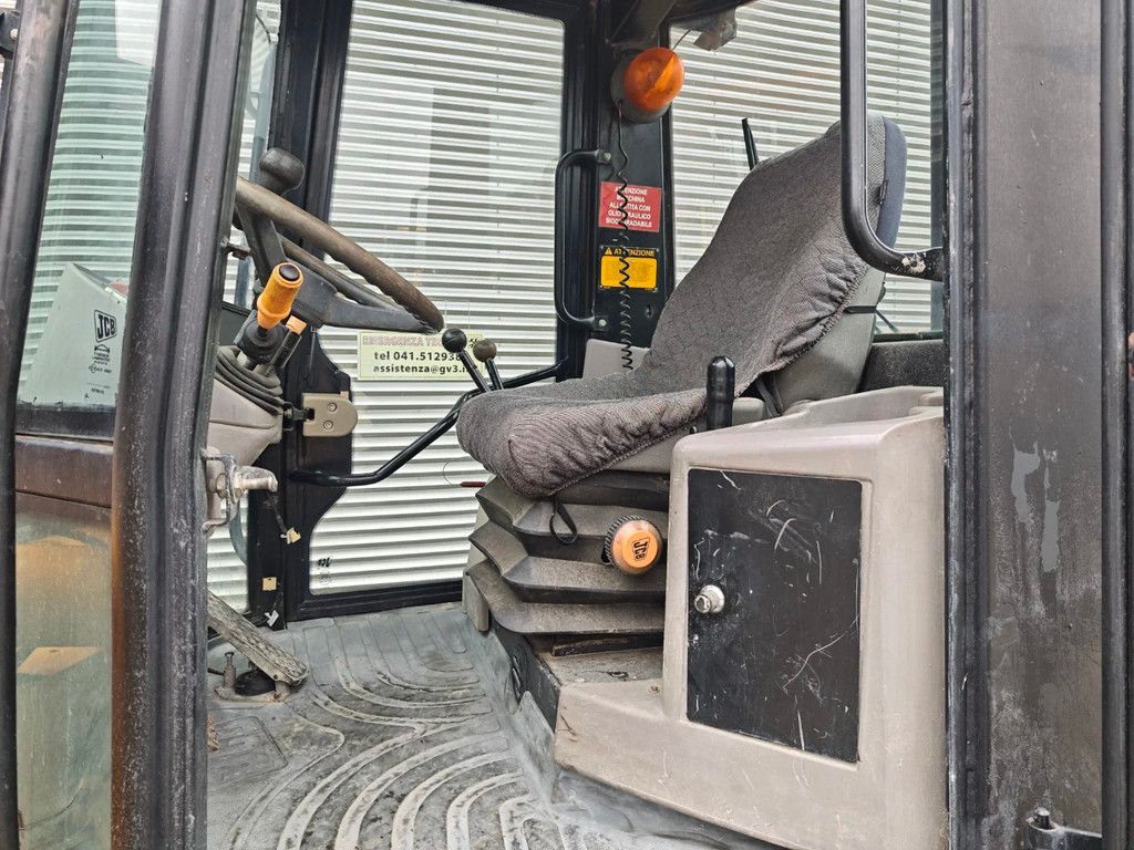 JCB 409 Bucket + Forks!