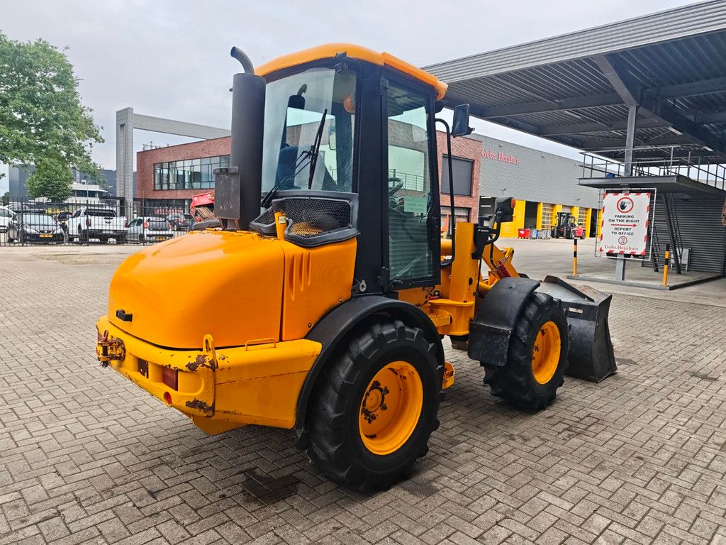 JCB 409 Bucket + Forks!