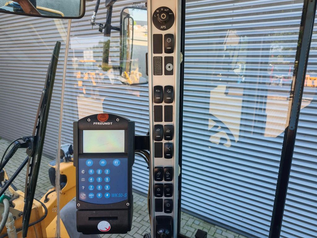 Volvo L90F 40 KMH BSS Wage!