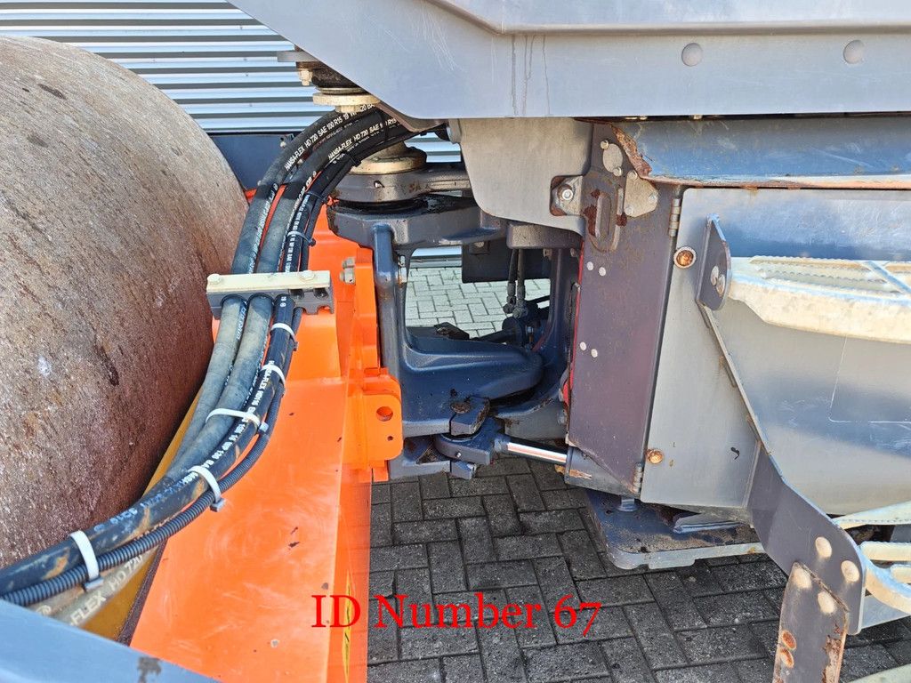 Hamm H16i