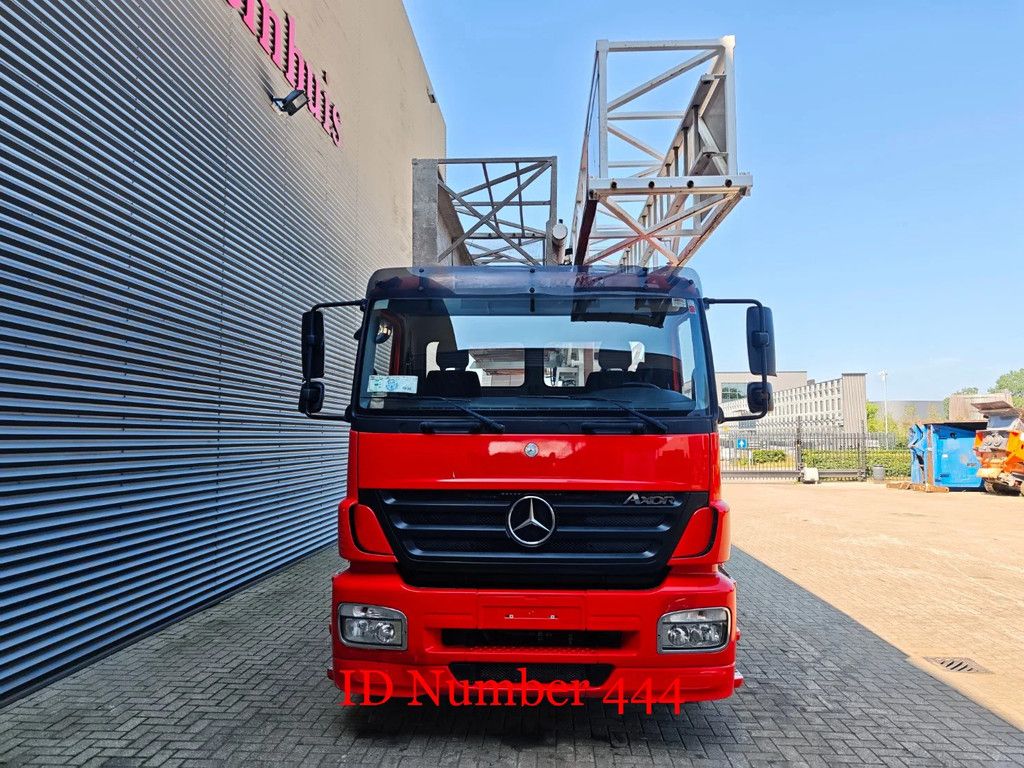 Mercedes-Benz 4x2 Barin ABC 130L Bridge Inspection Unit!