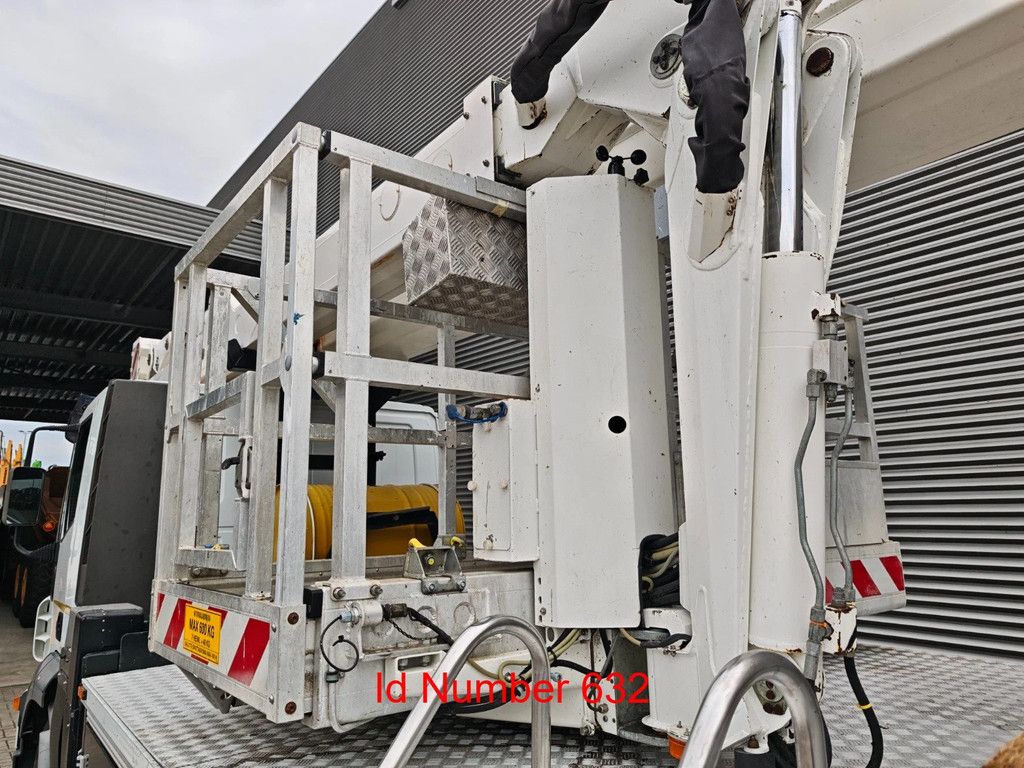 Iveco 6x2 Bronto Skylift S52XDT