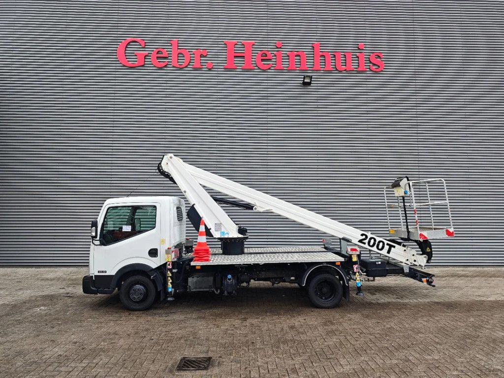 Nissan 35.13 NT400 GSR B200T