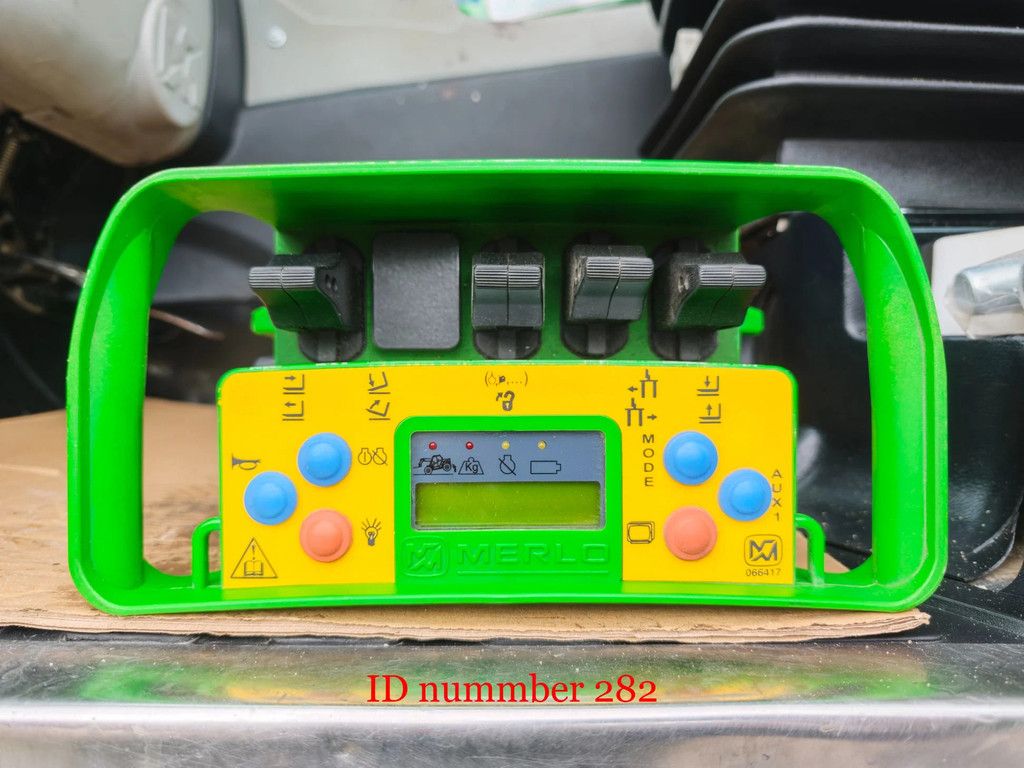 Merlo Roto 45.21 MCSS Radio Remote Bucket + Forks!