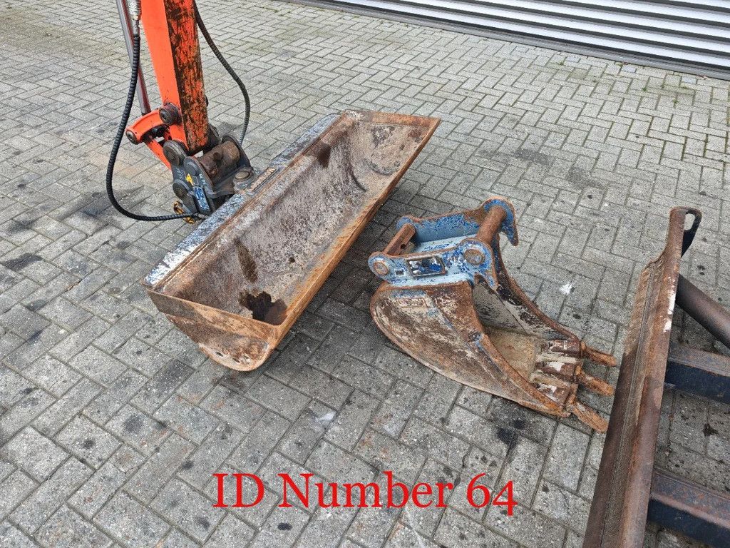 Kubota KX 121-3 2 Buckets 2 Pieces!