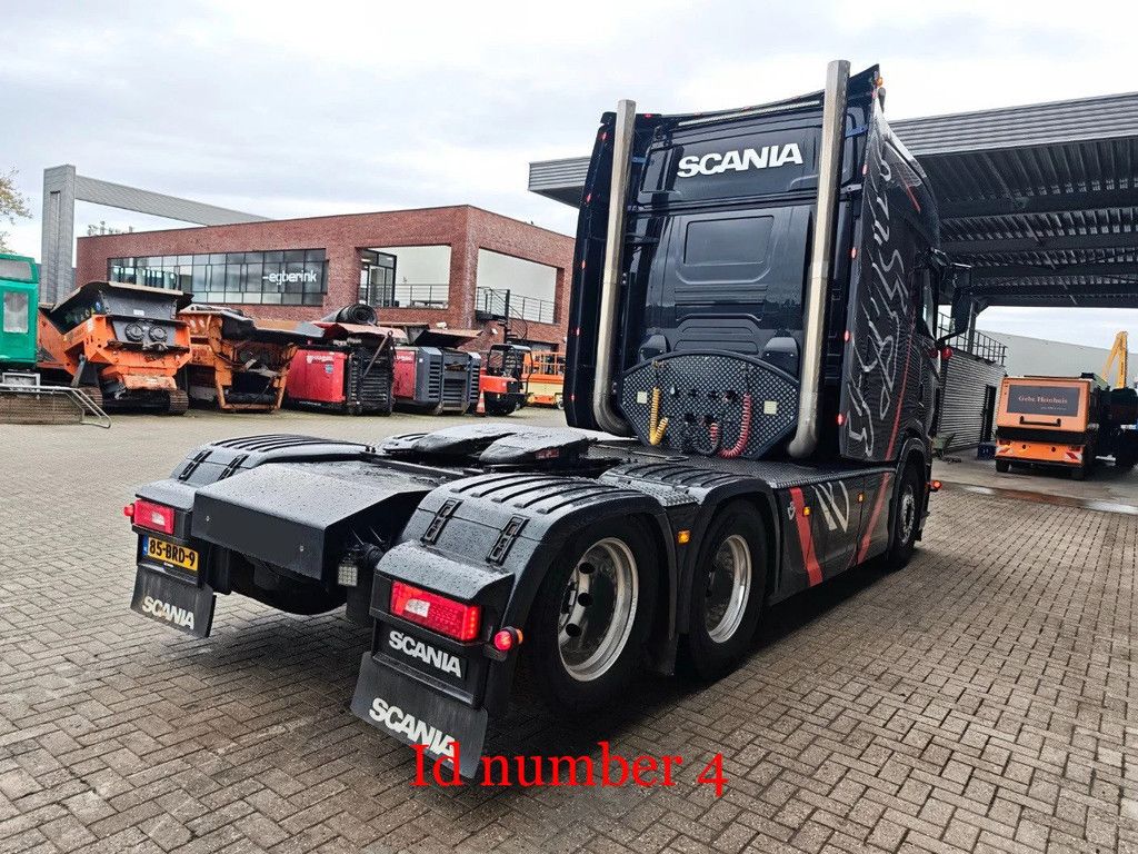 Scania 6x2 Longline Showtruck!