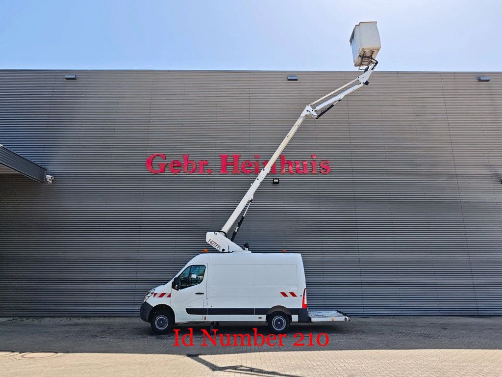 Renault DCI 125 France Elevateur 142 TPFI