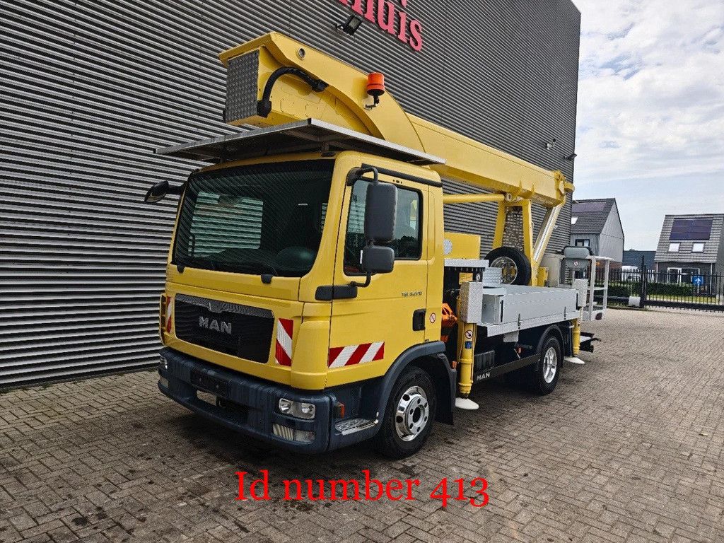 MAN 4x2 Palfinger P300KS