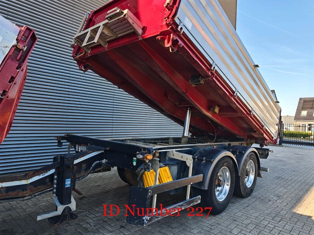 MAN 26.460 6x4 + Schwarzmuller Z2