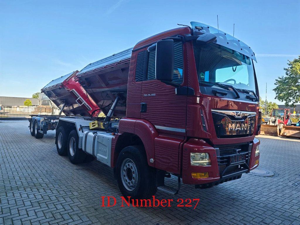 MAN 26.460 6x4 + Schwarzmuller Z2