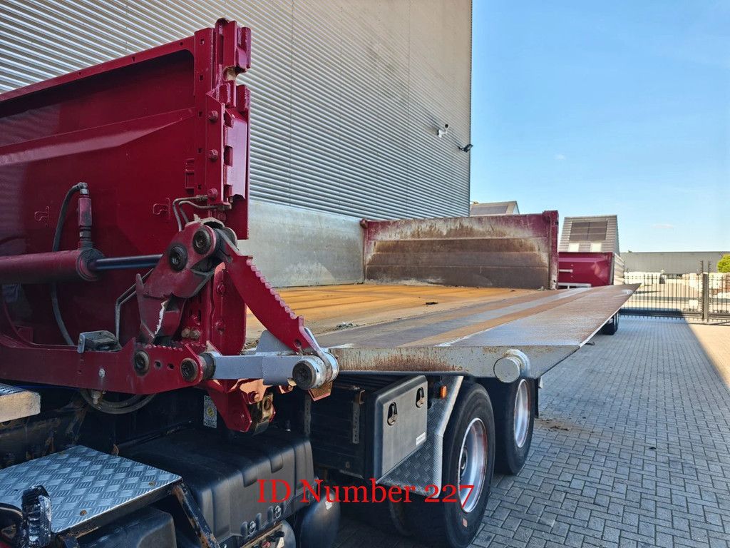 MAN 26.460 6x4 + Schwarzmuller Z2
