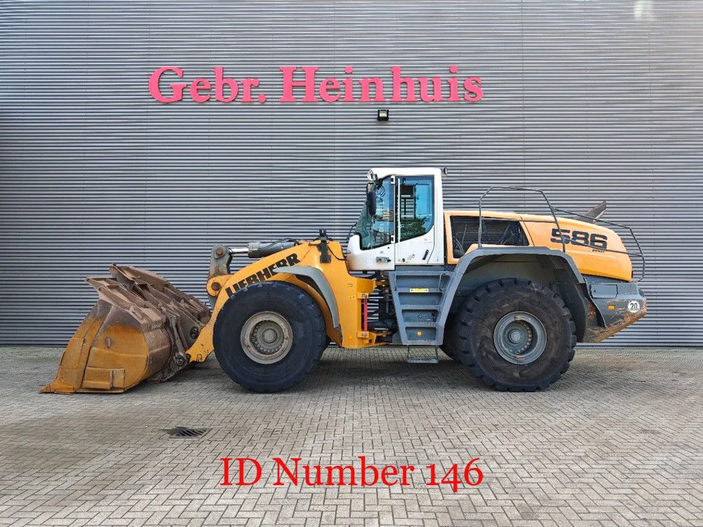 Liebherr L586 Wage!