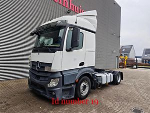 Mercedes-Benz 4x2 Mega!