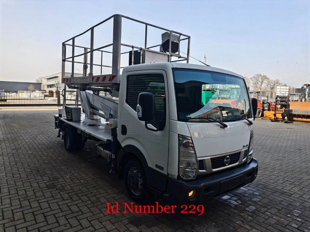 Nissan 35.13 NT400 Multitel MS100