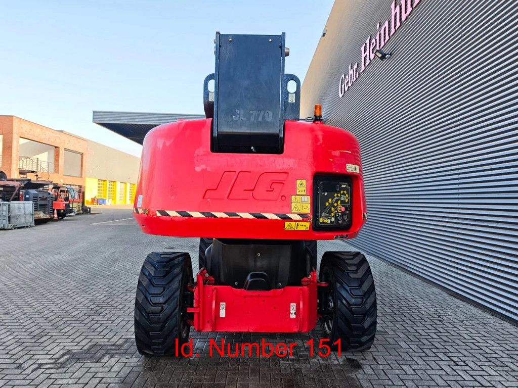 JLG 1350 SJP