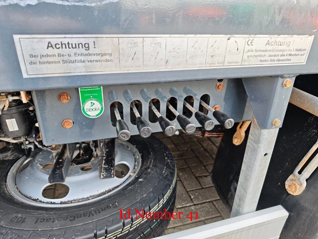 Mitsubishi Fuso 6S15 Jotha Combicon 3512 Absetzer Incl 8 Containers!