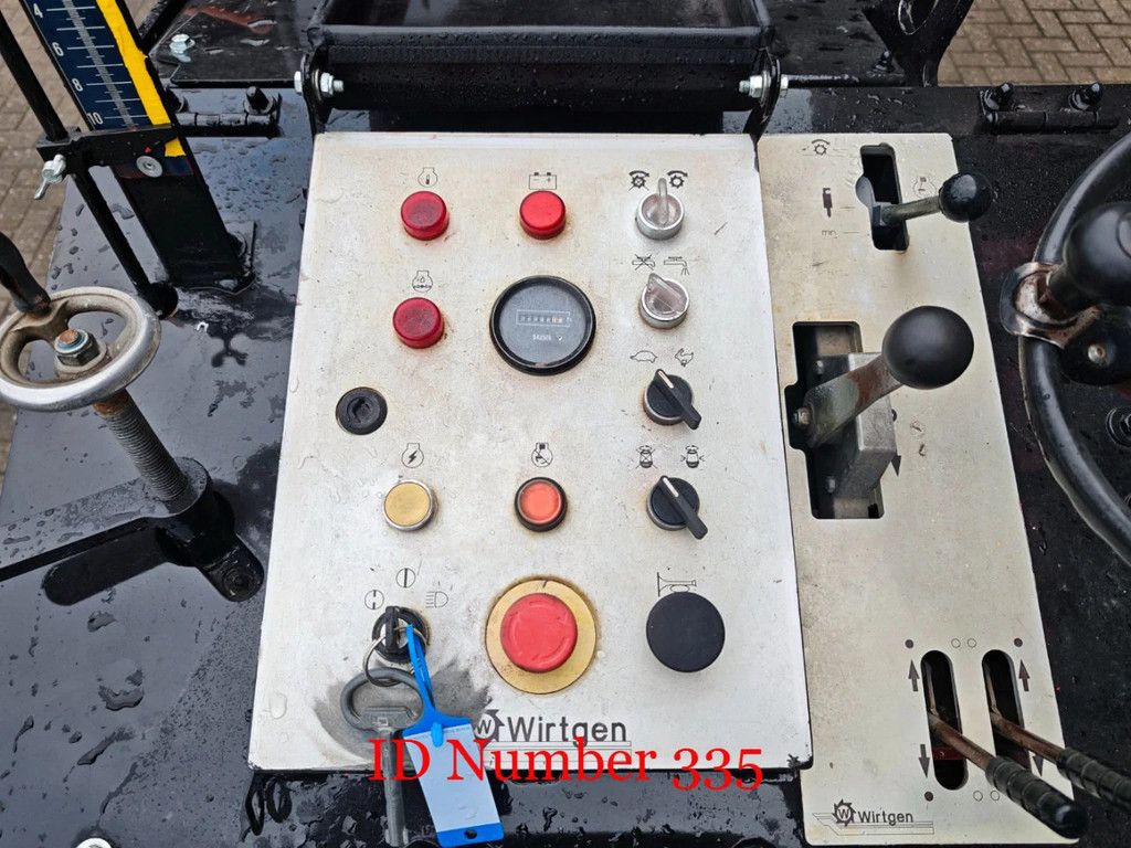 Wirtgen W350 Original 3000 Hours!