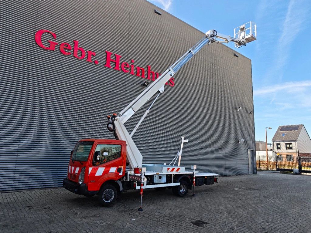 Nissan 35.12 NT400 Multitel MJ201