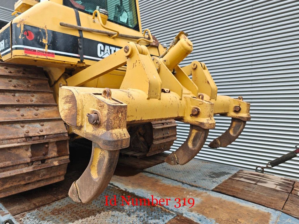 Caterpillar D6N XL