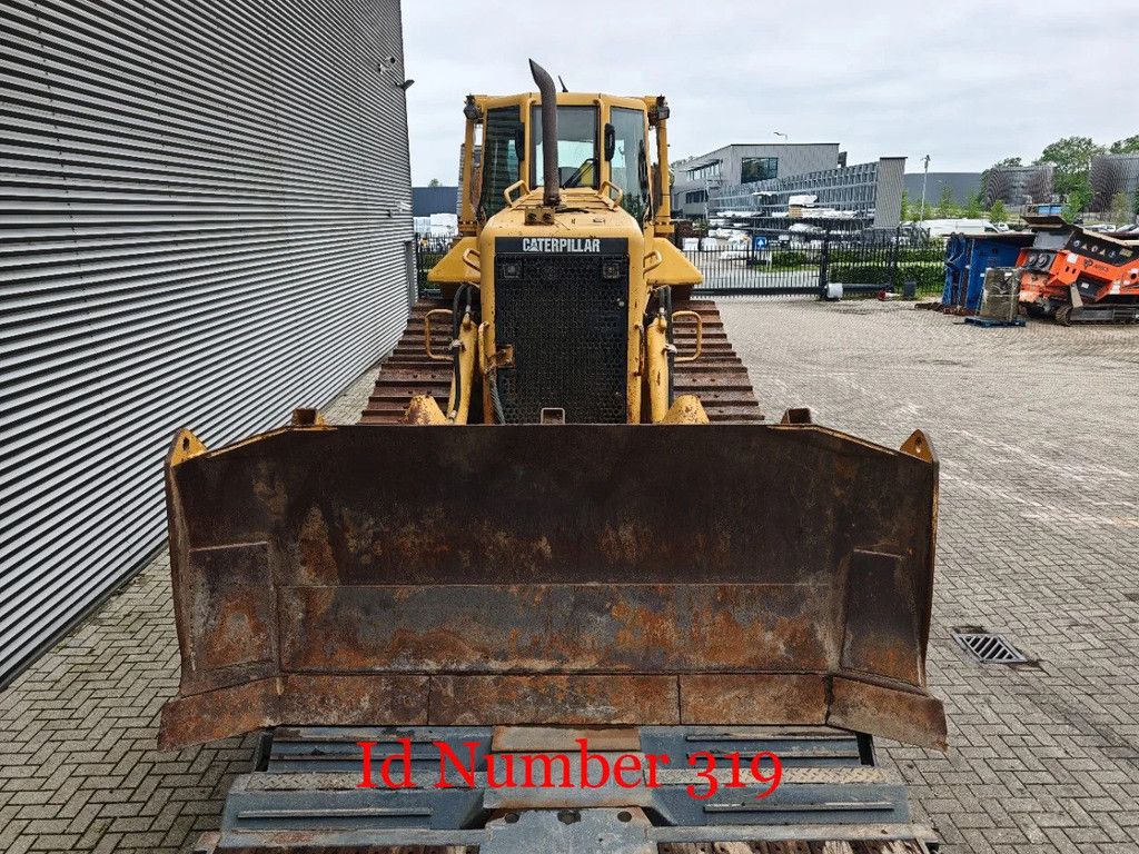Caterpillar D6N XL