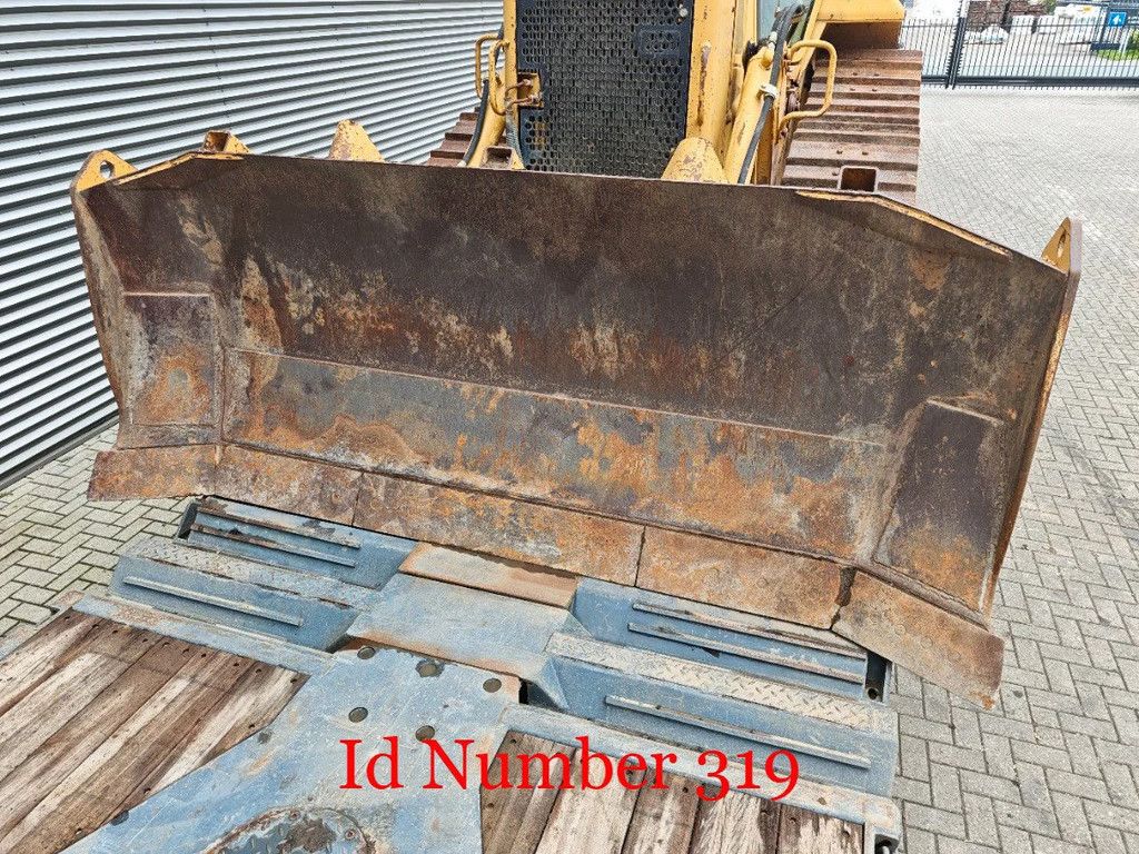 Caterpillar D6N XL