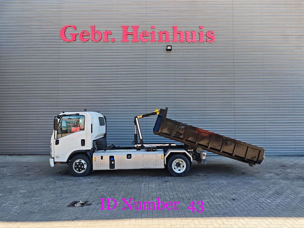 Isuzu NPR 75 4x2 Hyvalift Hooklift!